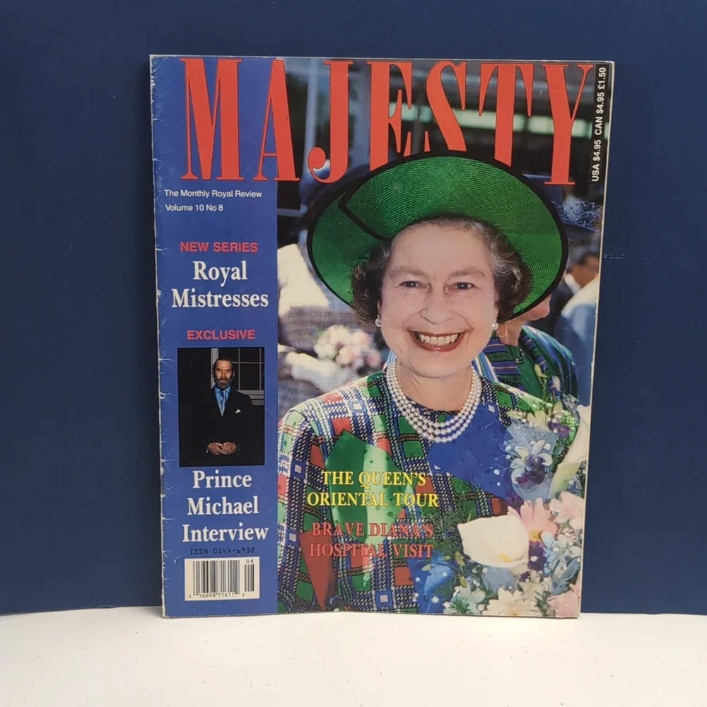 Royal Commemorative Magazine Set - Picture 7 of 16